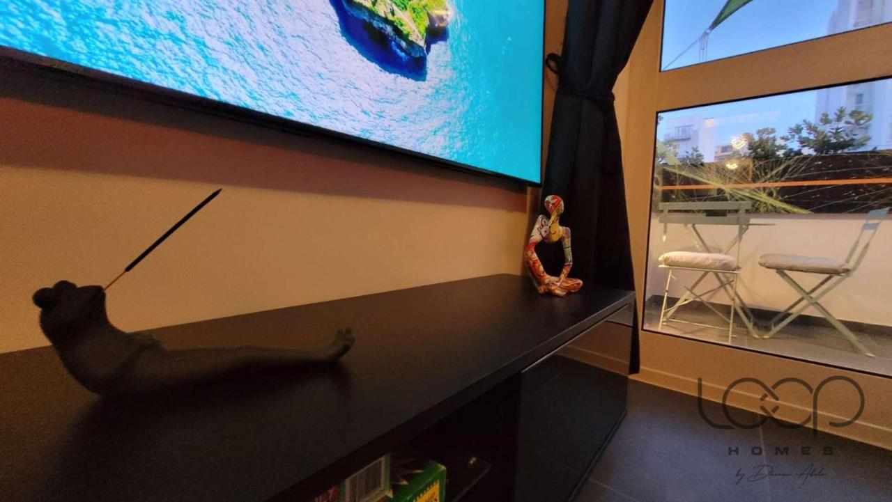 Modern - 50 M From Sea - Free Wi-Fi - Super Cool - Terrace - Fully Air-Conditioned Σεντ Πόλς Μπέι Εξωτερικό φωτογραφία