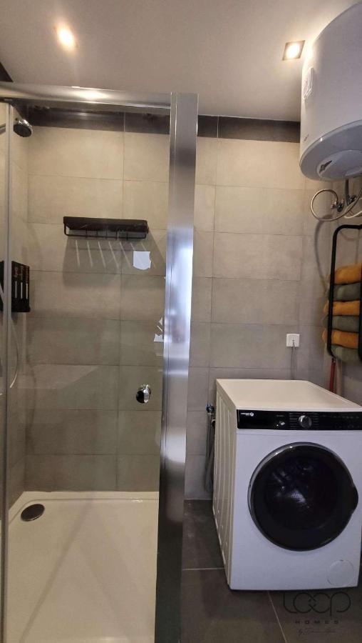 Modern - 50 M From Sea - Free Wi-Fi - Super Cool - Terrace - Fully Air-Conditioned Σεντ Πόλς Μπέι Εξωτερικό φωτογραφία