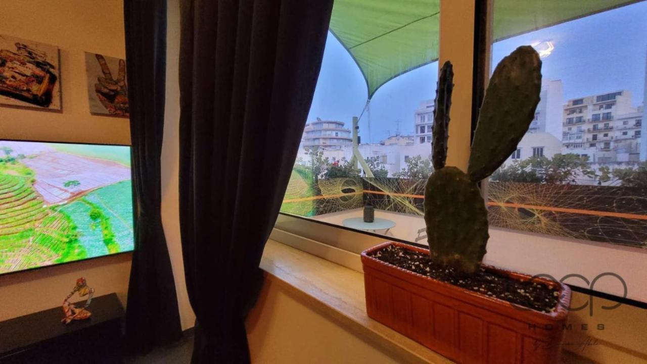 Modern - 50 M From Sea - Free Wi-Fi - Super Cool - Terrace - Fully Air-Conditioned Σεντ Πόλς Μπέι Εξωτερικό φωτογραφία